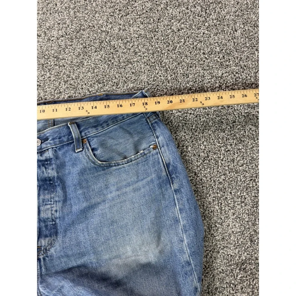 Levi's 501 Straight Fit Jeans Men's Size 38x30 Blue Button Fly